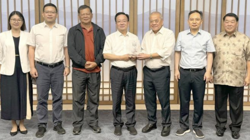新鲜果王即将出口　吴添泉：马中将开启全新方位“榴梿外交”